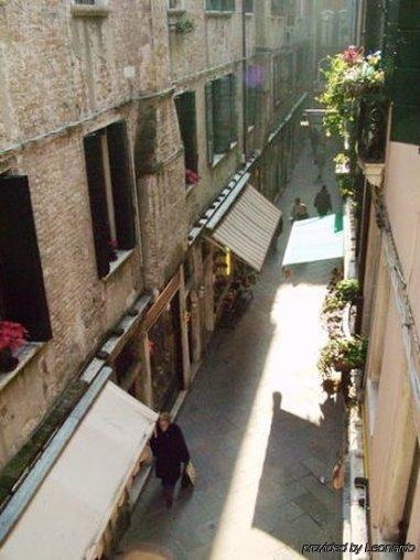 Hotel Astoria Venice Exterior photo